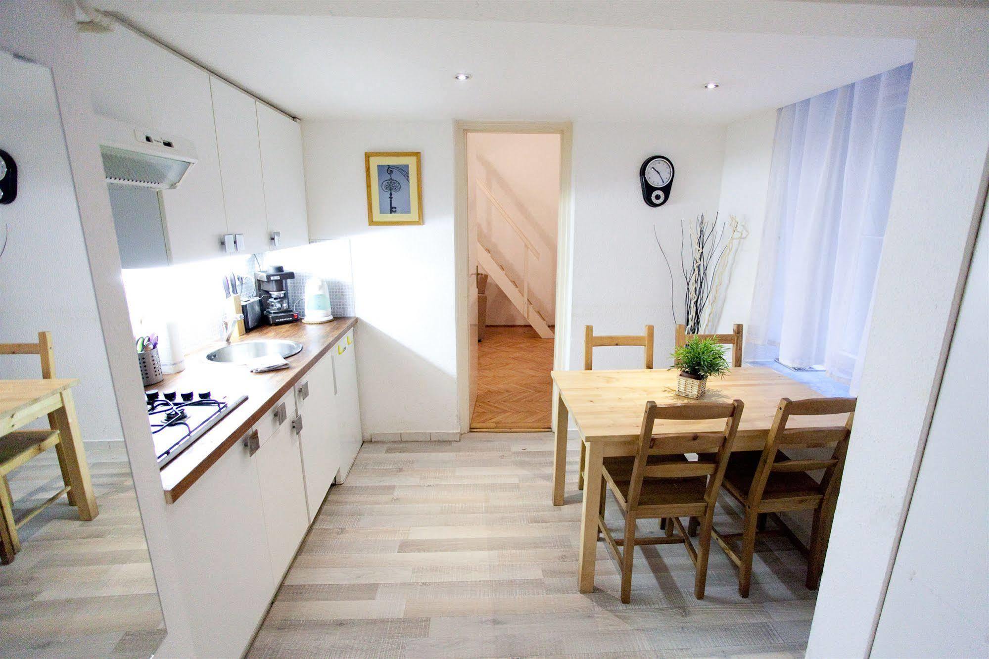 Budapest Easy Flat Opera Exterior foto